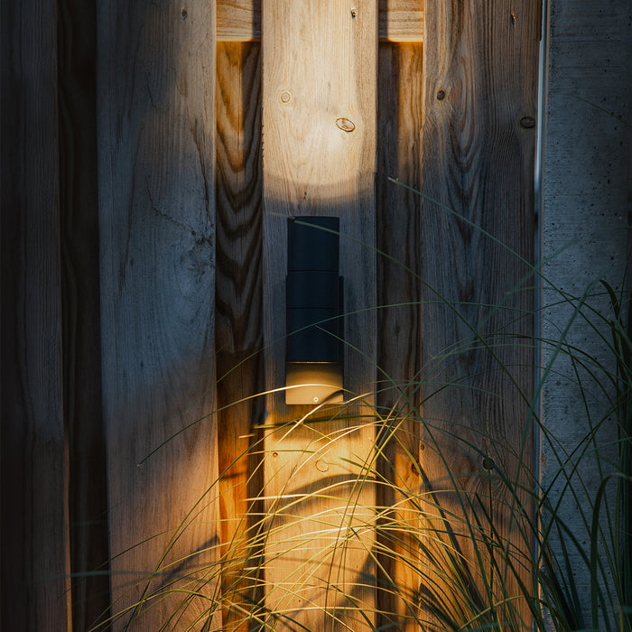 QAZQA Buiten wandlamp donkergrijs 2-lichts met schemersensor - Duo