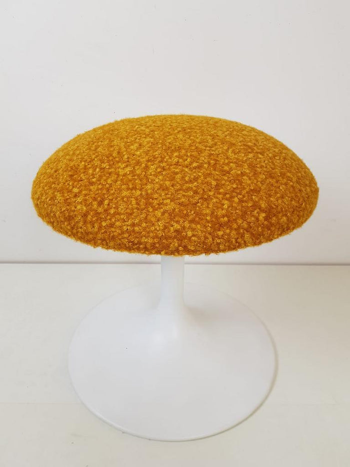 Reliving Vintage Kruk Geel Trompetvoet