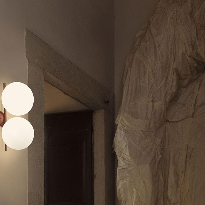 Flos IC Lights C|W2 Double wandlamp messing