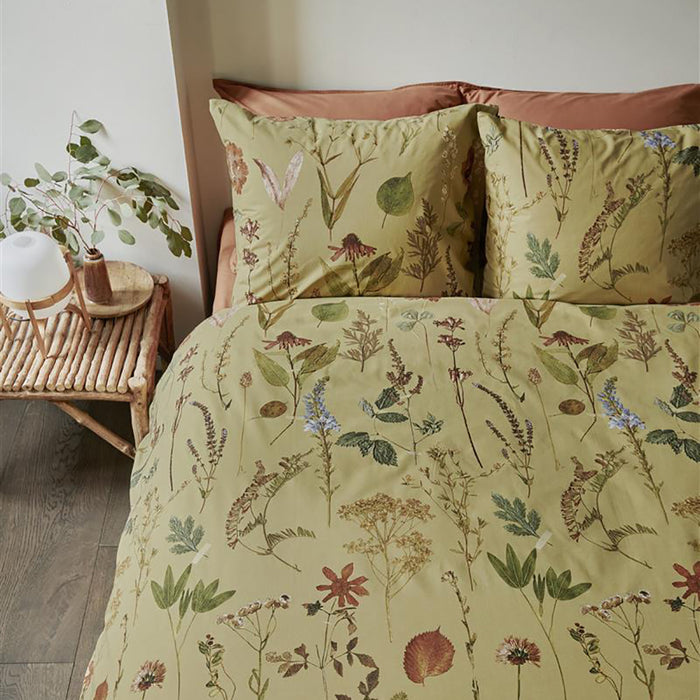 Ariadne at Home Flore Dekbedovertrek 240 x 200/220 cm - Okergeel