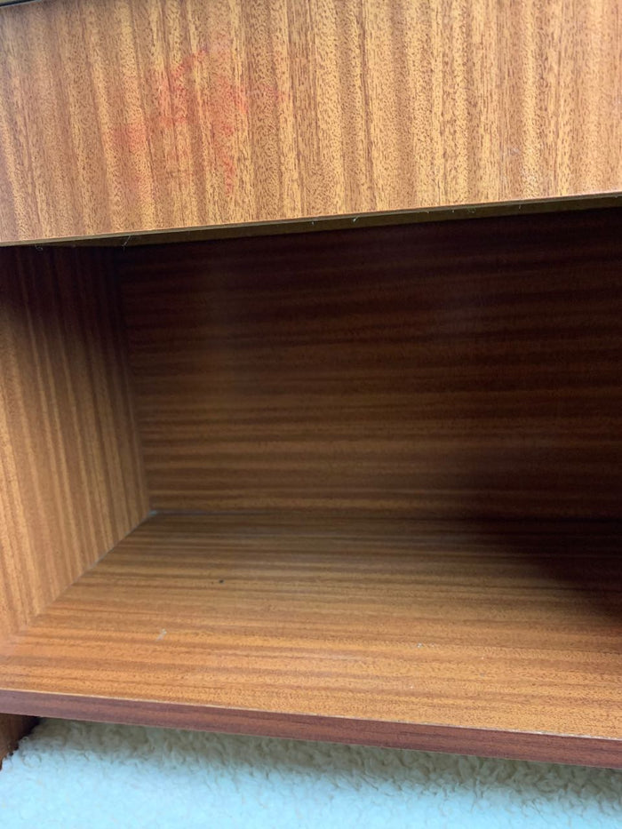 Reliving Vintage Nachtkastje