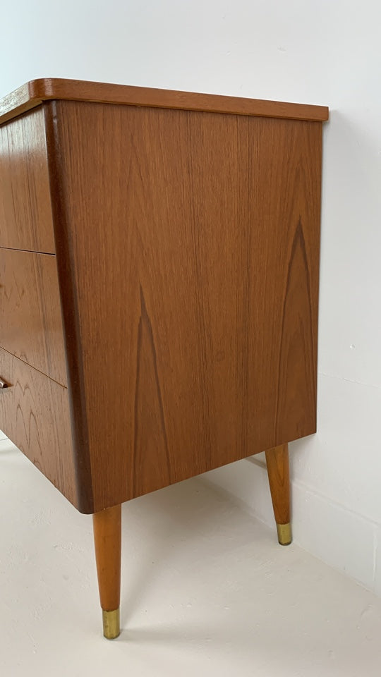 Reliving Scandinavisch Vintage Teakhouten Ladekast Lyseki Commode