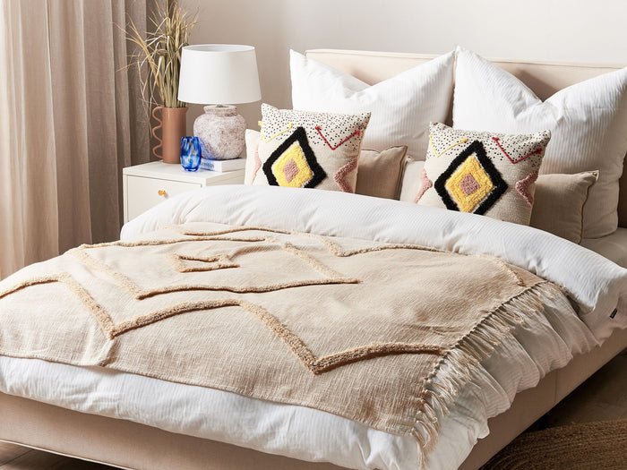 Beliani - JAUNPUR - Plaid - Lichtbeige - 130 x 180 cm - Katoen