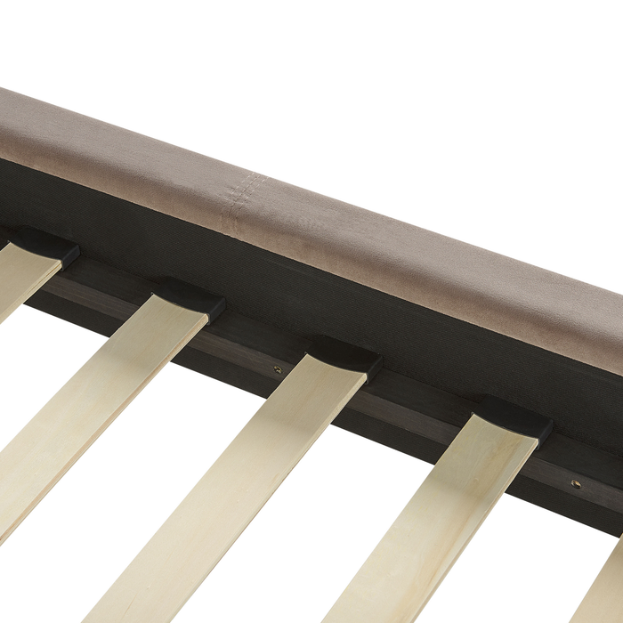 Beliani - VILLETTE - Tweepersoonsbed - Taupe - 180 x 200 cm - Fluweel