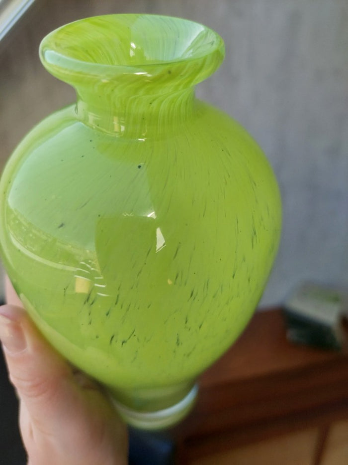 Reliving Neon - Appeltjesgroene Glazen Vaas