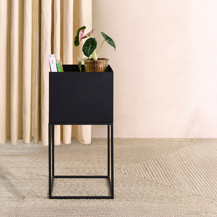 Lisomme Xam staande metalen plantenbak zwart - 28 x 55 cm