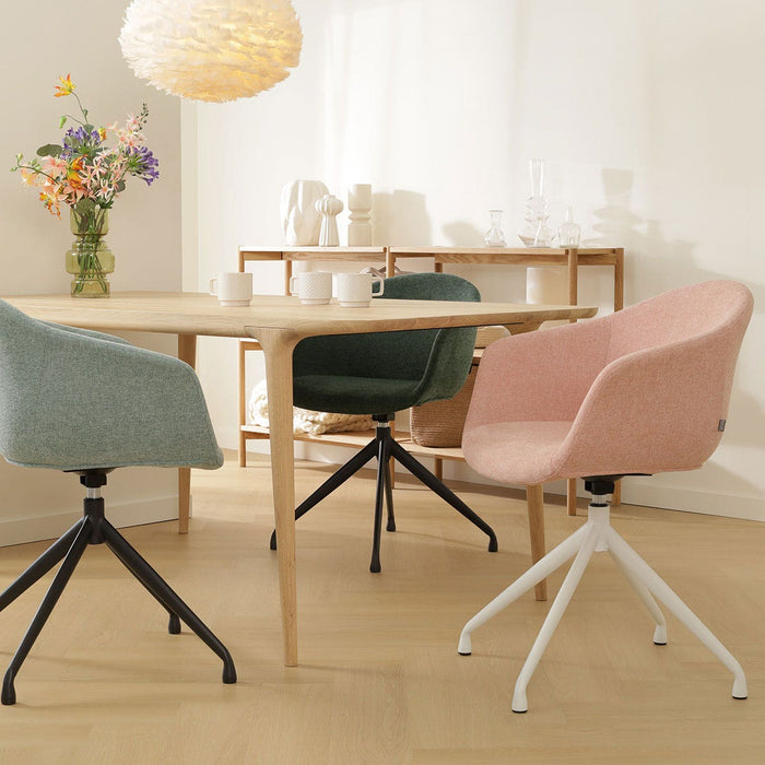 Nolon Nola-Otis Eetkamerstoel Zacht Roze - Draaibaar Zwart Onderstel