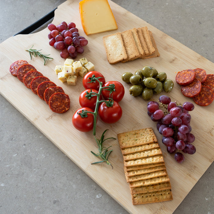 Krumble Snijplank bamboe met handvat - L