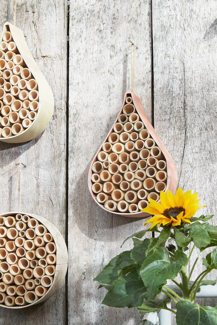 Mica Decorations Orion Insectenhotel - L27 x B19 x H6 cm - Donkerroze