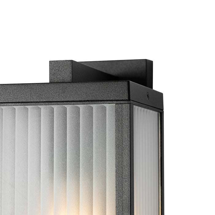 QAZQA Buiten wandlantaarn zwart met ribbel glas IP44 - Charlois