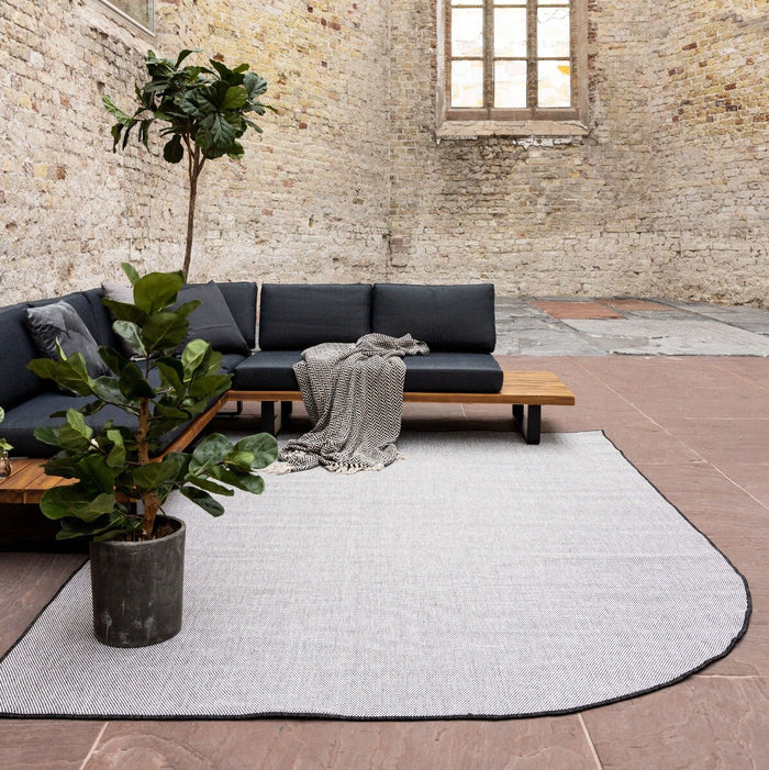 Eva Interior Buitenkleed Mono Zwart Ronde Hoek 200x290cm