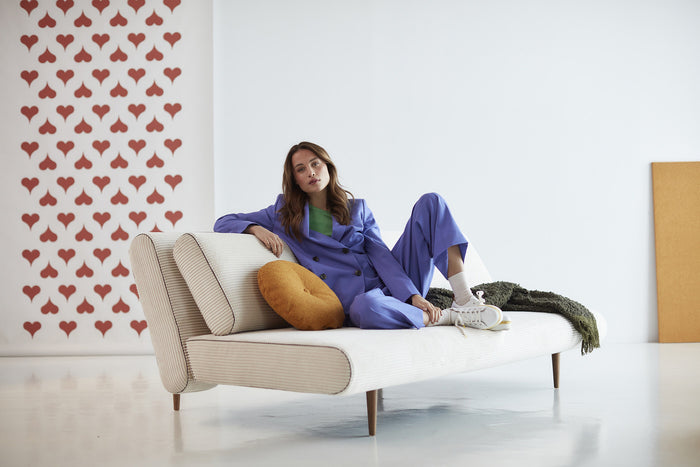 Innovation Unfurl Ivory Corduroy Lounger Slaapbank