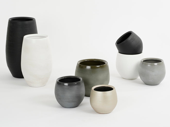 Mica Decorations Douro Vaas - H40 x Ø26 cm - Terracotta - Mat - Zwart