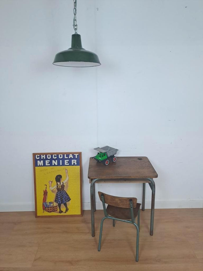 Reliving Vintage Industriële Franse Schooltafel Met Stoel