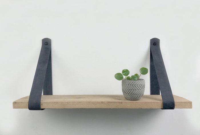 Woodbrothers Steigerhout wandplank 110x20cm + leren riem antraciet