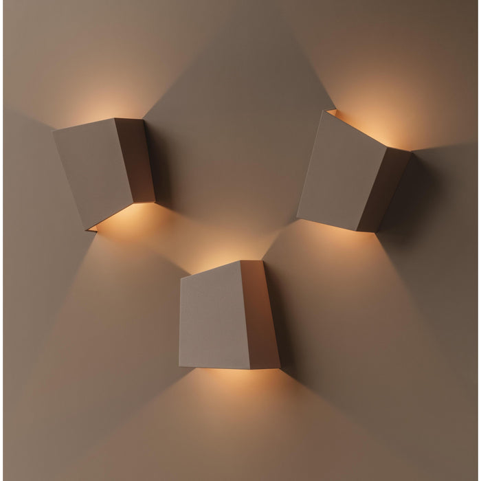 Break Plus Outdoor 4114 wandlamp LED terra