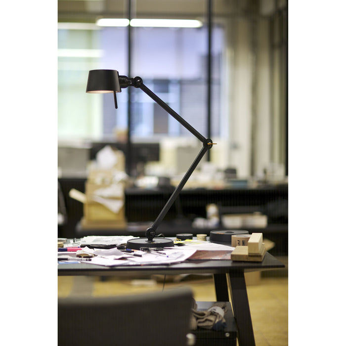Bolt 2 Arm bureaulamp Smokey Black