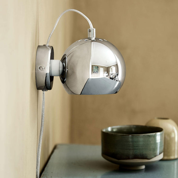 Frandsen Ball Magnet Wandlamp Grijs