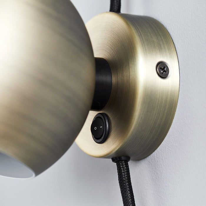 Frandsen Ball Magnet Wandlamp Koper