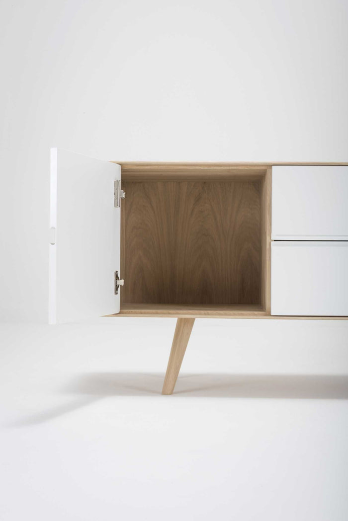 98507835-6387-4f2c-a2a3-2f8212dc061e-afbeelding7.jpg (7628507)