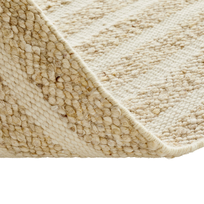 320807-x04-202312011722-C.jpg (7681102)