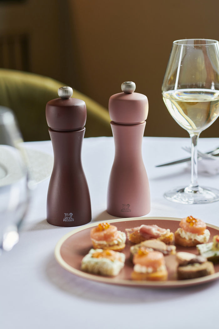 Peugeot Tahiti peper- en zoutmolen 15 cm - cacao & noten - duo