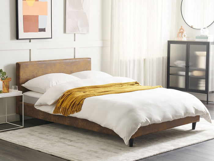 Beliani - FITOU - Bekleding bed - Bruin - 140 x 200 cm - Kunstleer