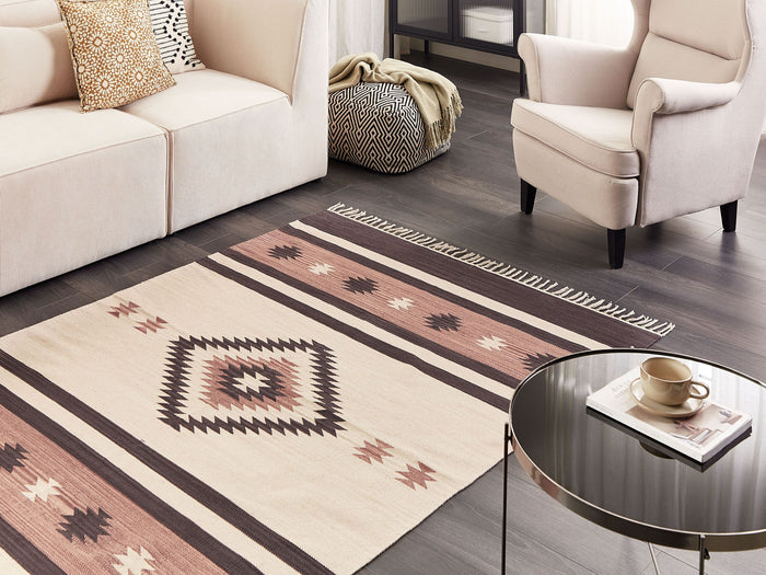 Beliani - ARAGATS - Vloerkleed - Beige|bruin - 140 x 200 cm - Katoen