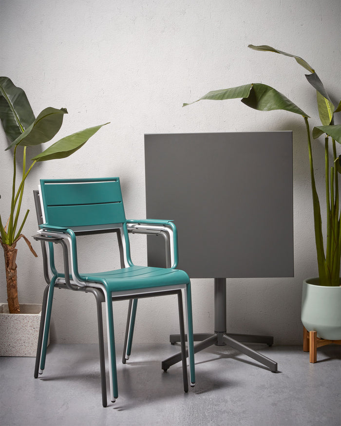 Kave Home - Bransc set van 2 vierkante zwart-witte terrazzo