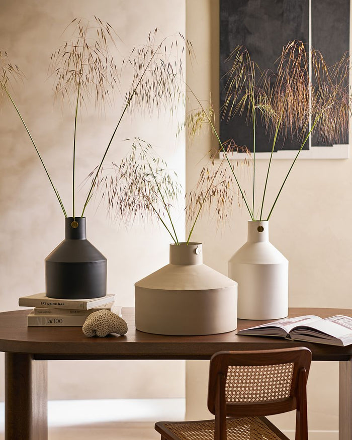 vtwonen Bloemenvaas - Metaal - H 30 cm - Zwart