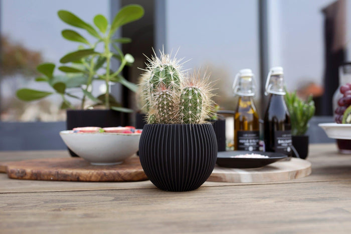 Capi Europe - Vaas bol Groove - 30x25 - Zwart