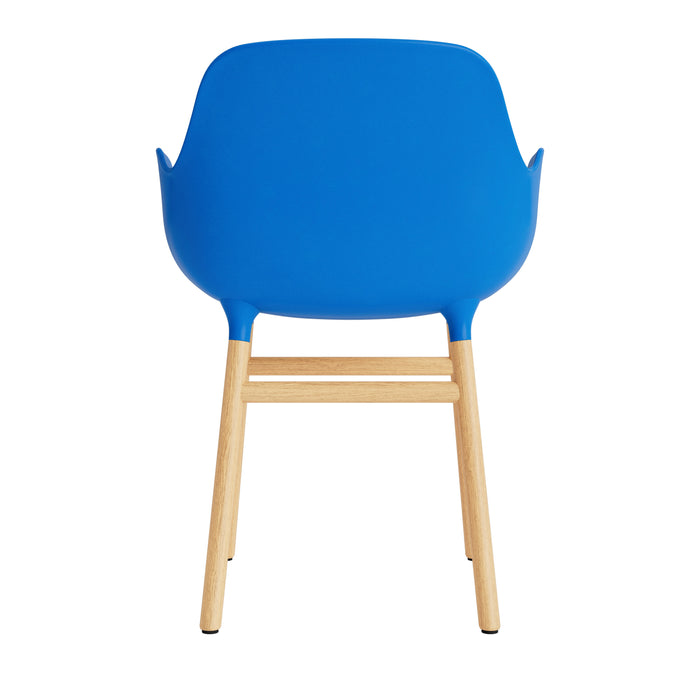 Normann Copenhagen Form Stoel met Armleuning - Eiken - Bright Blue