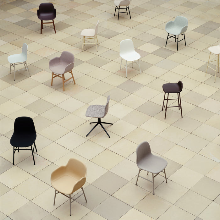 Normann Copenhagen Form Stoel - Eiken - Lichtgrijs