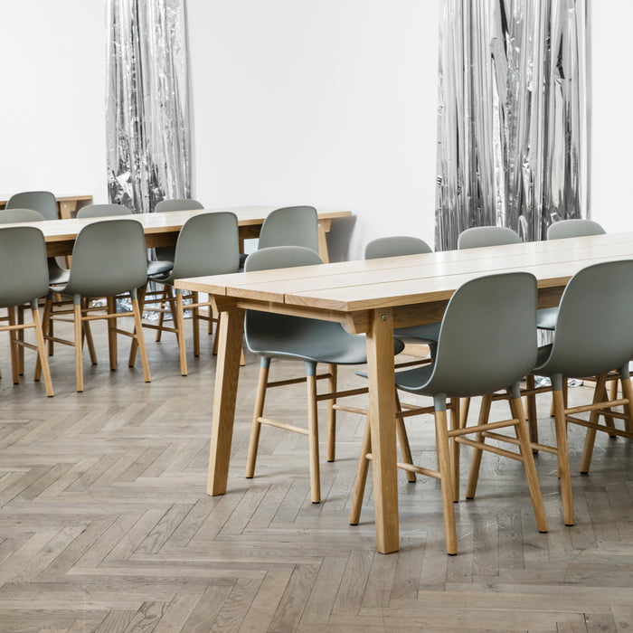 Normann Copenhagen Form Stoel - Eiken - Warm Grijs