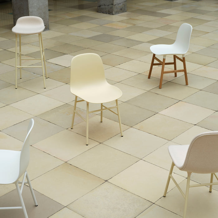 Normann Copenhagen Form Barkruk Low 75 cm - Staal - Crème