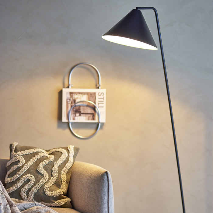 323205-x05-202403291126-A.jpg (8121673)