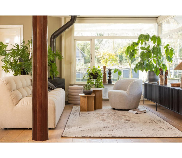 2_101012337.jpg (8133250)