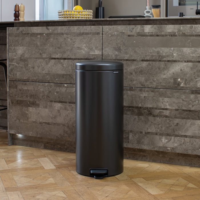 Brabantia NewIcon Pedaalemmer 30 L - Confident Grey