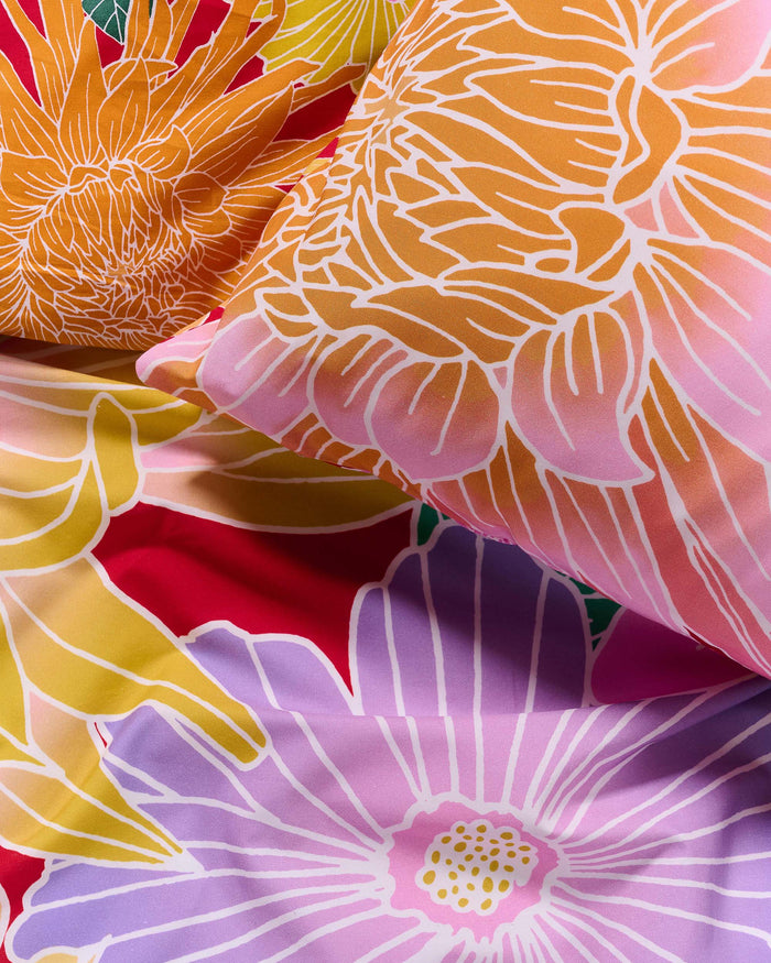 Essenza Flower fling Dekbedovertrek 200 x 220 cm - Happy red