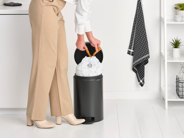 Brabantia NewIcon Pedaalemmer - 12 L - Confident Grey