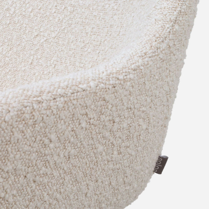 Nolon Noa-Mae Eetkamerstoel Bouclé Beige - Armleuning - Witte Poten