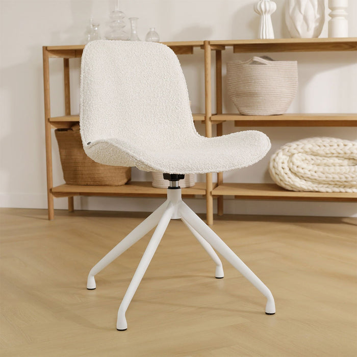 Nolon Nola-Fé Eetkamerstoel Bouclé Beige - Draaibaar Wit Onderstel