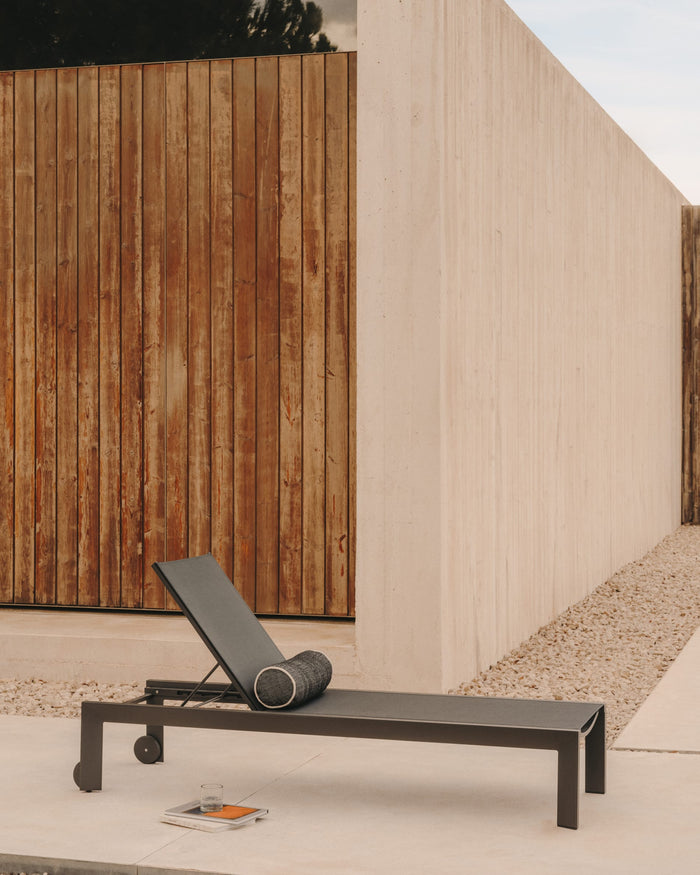 Kave Home - Canutells ligstoel van aluminium met donkergrijze