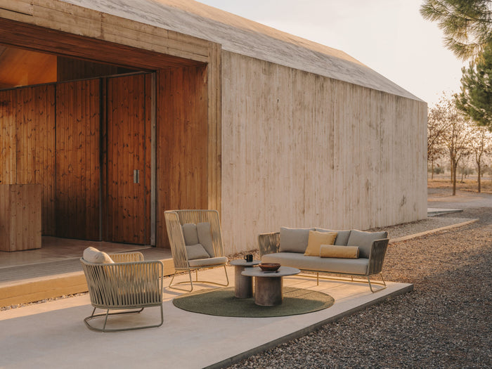 Kave Home - Outdoor-fauteuil Saconca van touw en groen gegalvaniseerd