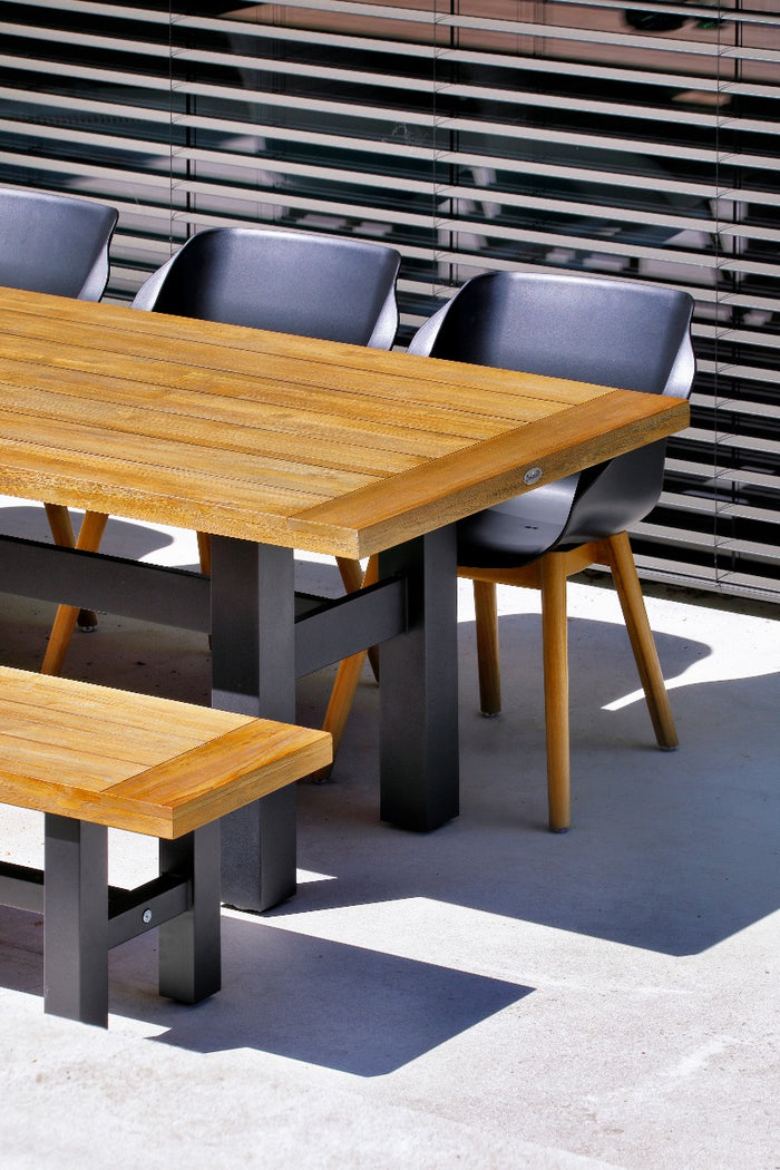 Hartman Sophie Studio dining armstoel - Carbon Black - Teak poot