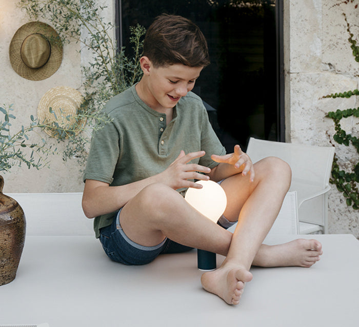 Fermob Aplo LED Tafellamp - Bleu Acapulco