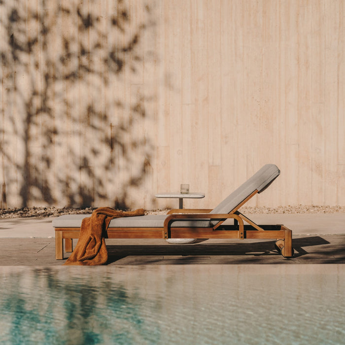 Kave Home - Ligstoel Sonsaura van FSC 100% massief eucalyptushout