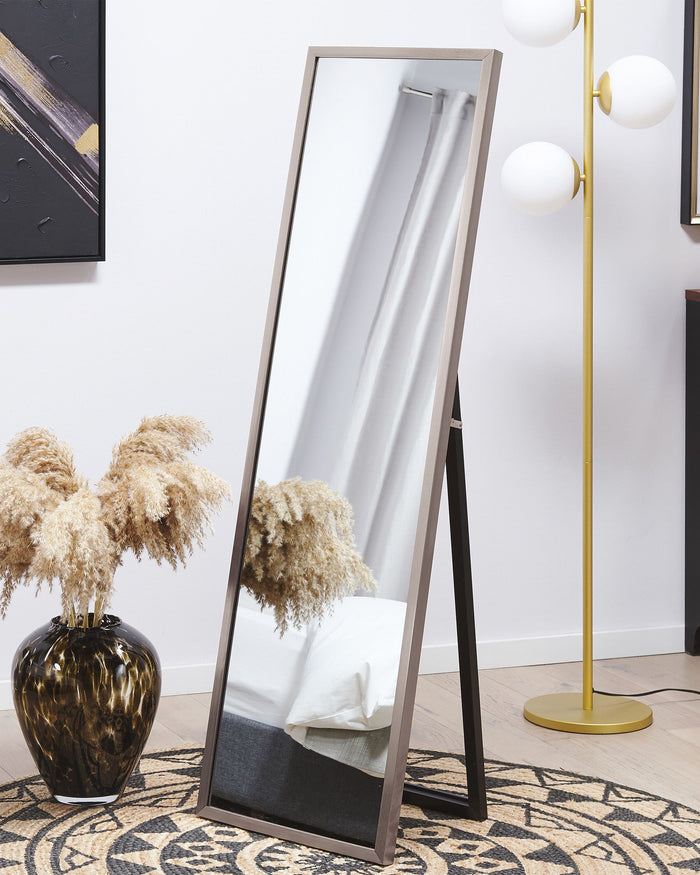 Beliani - TORCY - Staande spiegel - Zilver - Synthetisch materiaal