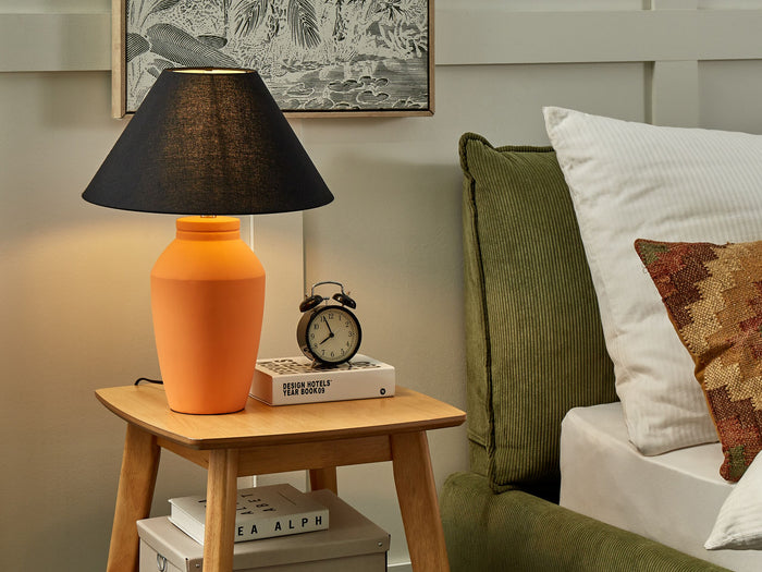 Beliani - RODEIRO - Tafellamp - Oranje - Keramiek