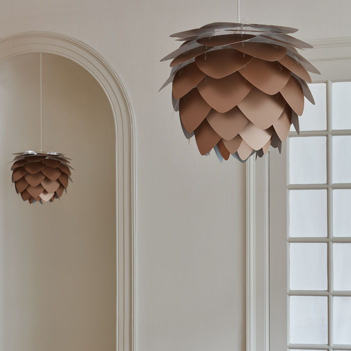 Umage Aluvia Medium hanglamp brushed bronze  - met koordset wit - Ø 59